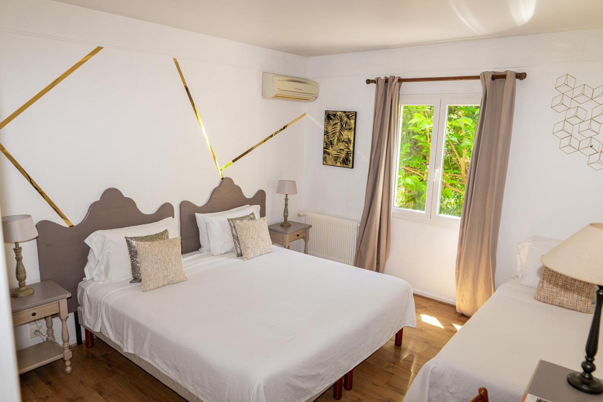 Hotel Les Oliviers Draguignan Buitenkant foto